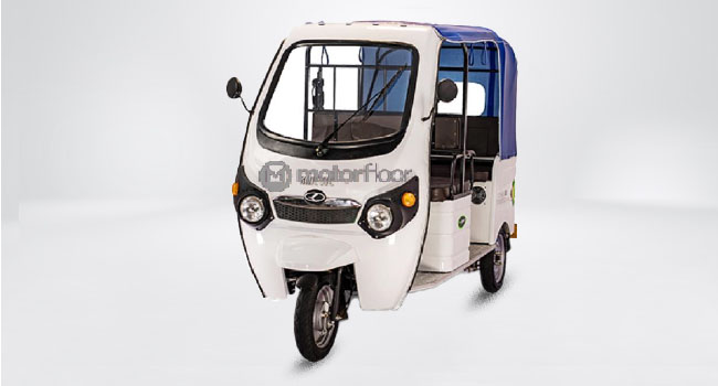 Kinetic Green Safar Smart Rickshaw